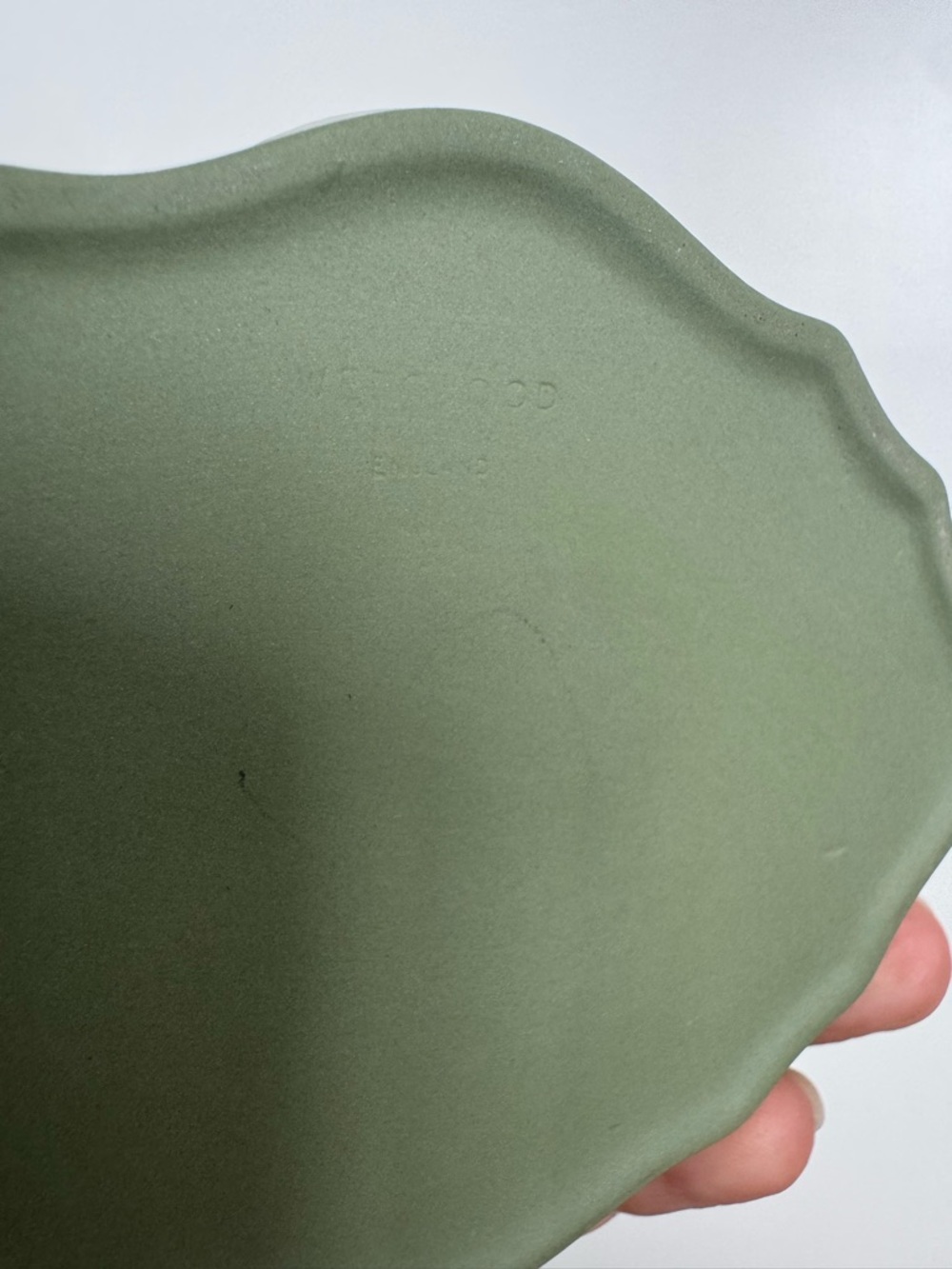 Wedgwood Jasperware Sage Green Vanity Dishes and Trinket Box Scalloped Edge - Picture 11 of 11
